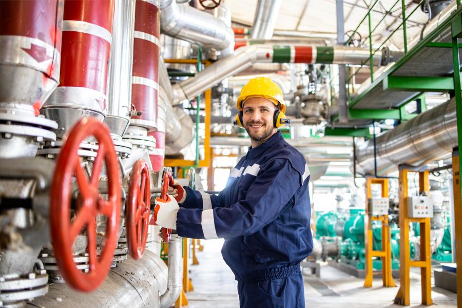 Guarding Against Corrosion: The Crucial Role of Coating Inspector Courses in the Oil and Gas Industry